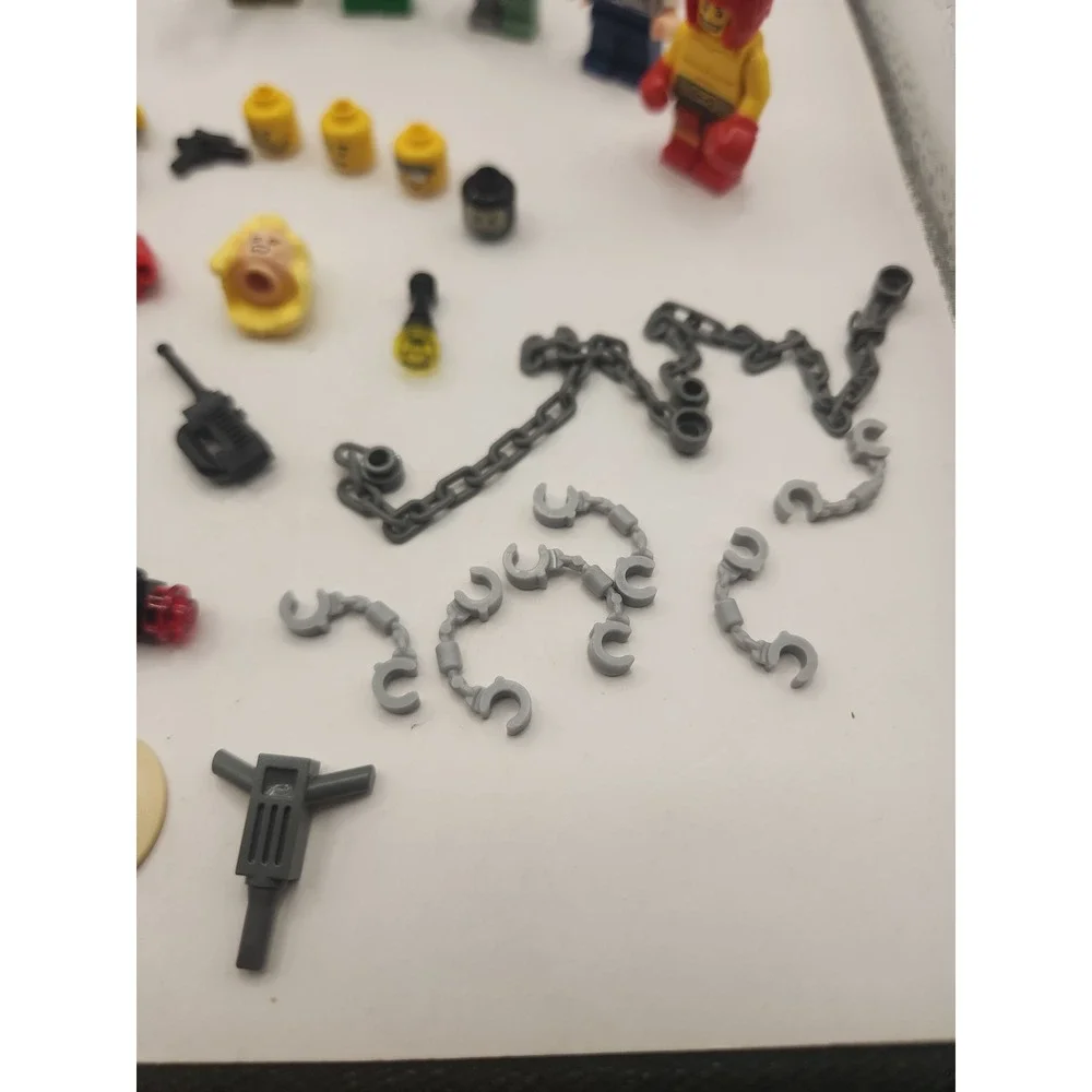 LEGO Minifigures and Accessories Lot